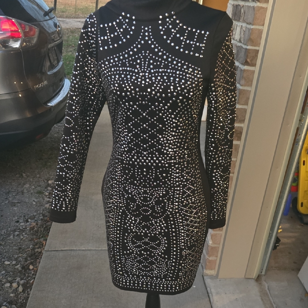 Chic Black Studded Long Sleeve Dress
